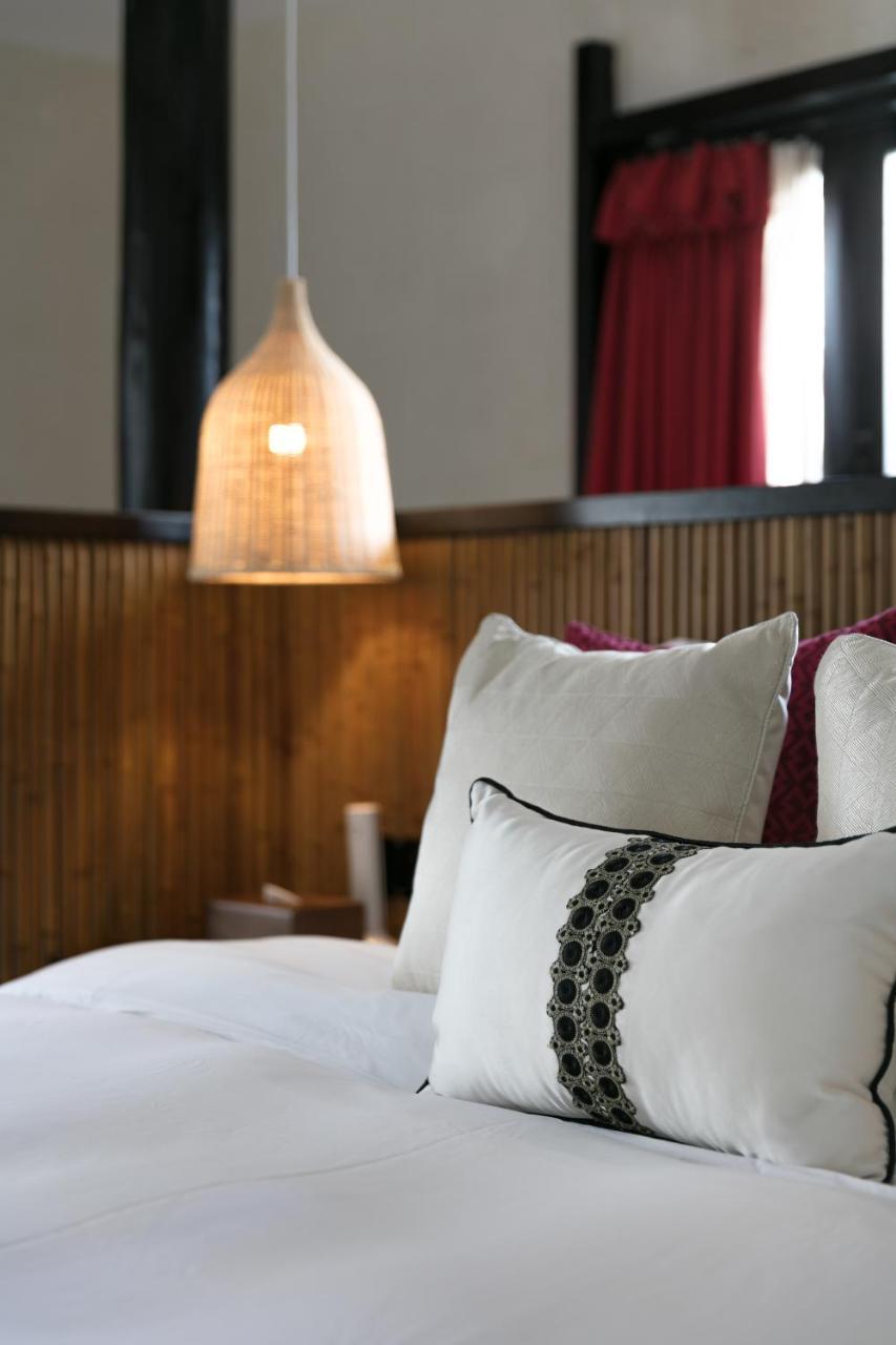 Lijiangl Hotel Liman Shenmiji Inn Lijiang  Dış mekan fotoğraf