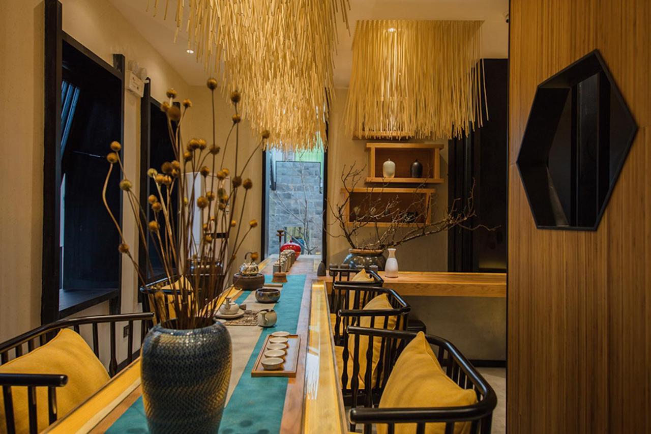 Lijiangl Hotel Liman Shenmiji Inn Lijiang  Dış mekan fotoğraf