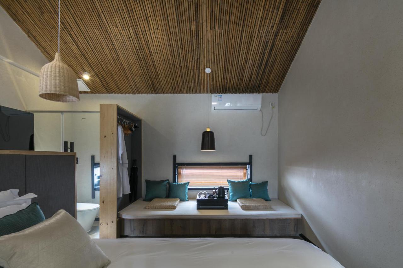 Lijiangl Hotel Liman Shenmiji Inn Lijiang  Dış mekan fotoğraf