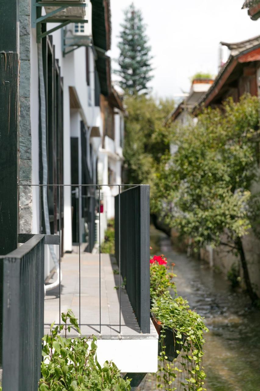 Lijiangl Hotel Liman Shenmiji Inn Lijiang  Dış mekan fotoğraf